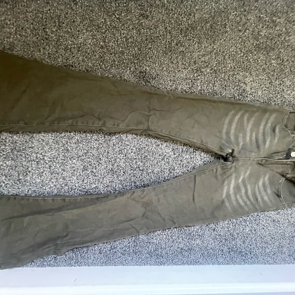 Brand new shein pants, i’m 5’8 and they’re a tad bit short for reference - Picture 1 of 3